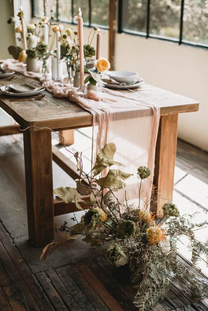 Photographer: @lovebycolourcaptured Florals: @branchandsea Bride: @daisyronald @quemodels Hair and Makeup: @hollyleehilton Gowns: @bloom_australia_ Yatoma Studio Rentable Photography Studio Event Space Photography Equipment Hire Life Drawing Brisbane